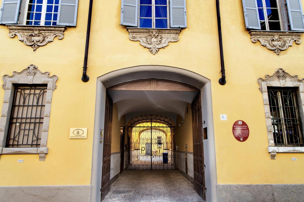 Palazzo Le Poste - Suite And Apartments Парма Екстериор снимка